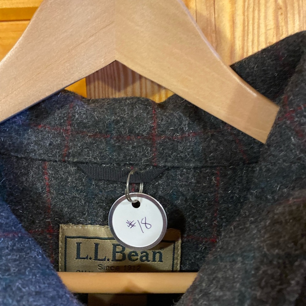 LLBEAN jacket - Picture 6 of 6